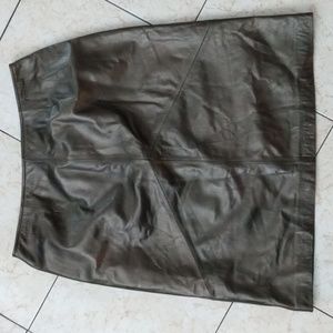 Apostrophe Golden Brown leather skirt.